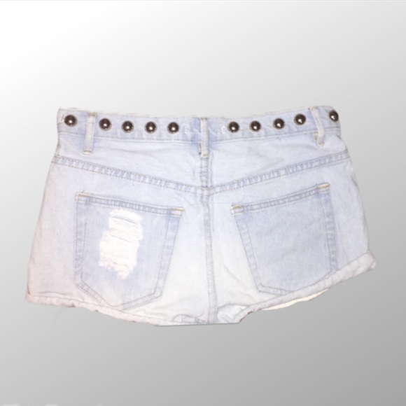 Forever 21 High Waisted Studded Jeans Shorts - Picture 3 of 3